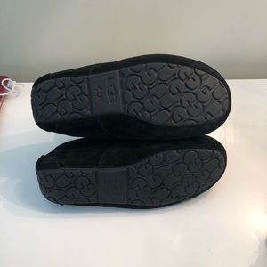 Ugh Men’s slippers